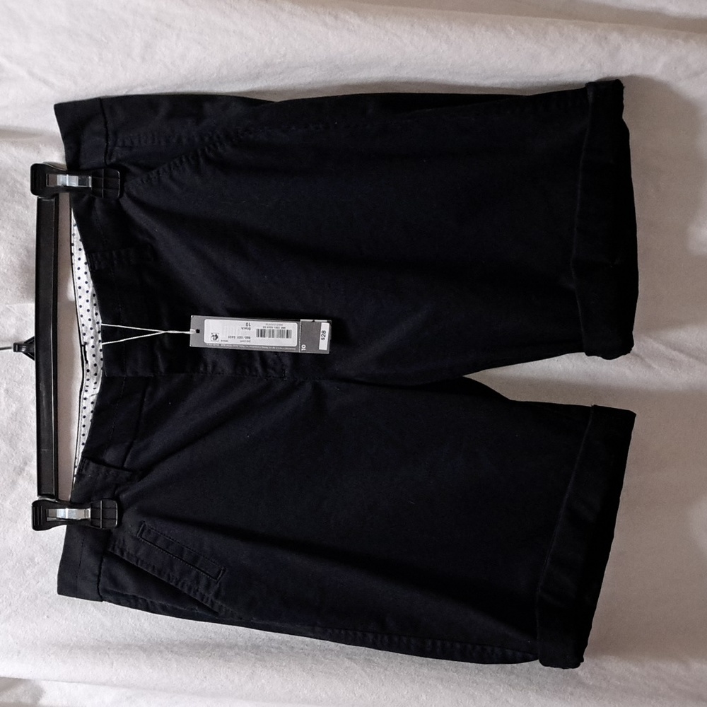 JCP  Womens Rolled Cuffed Leg Bermuda Shorts Sz 10 Black